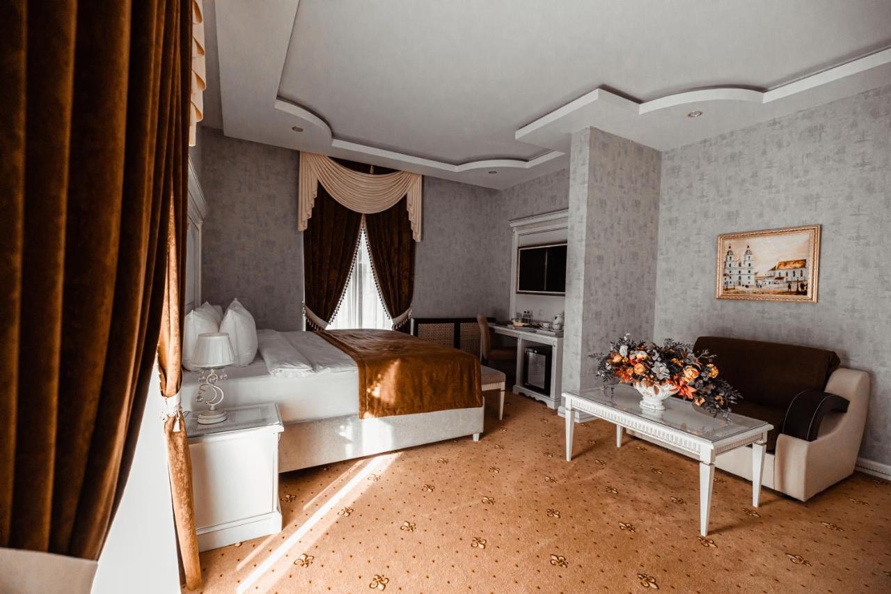 Imperial Palace Hotel 민스크 외부 사진