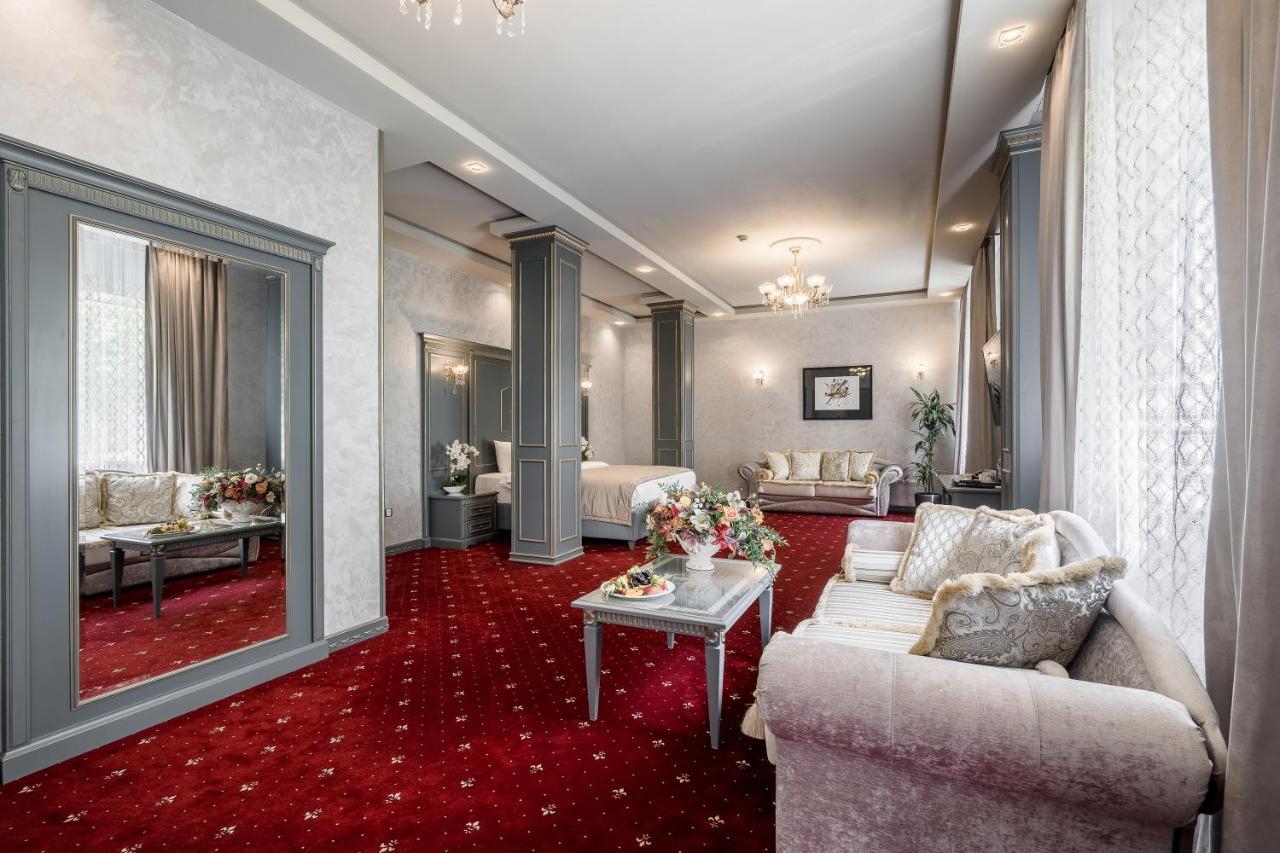 Imperial Palace Hotel 민스크 외부 사진