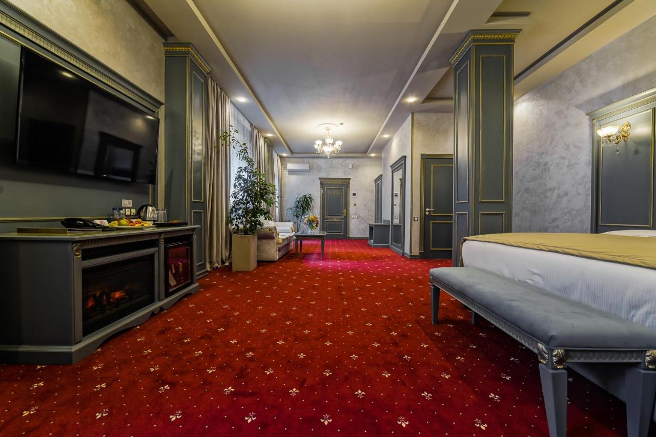 Imperial Palace Hotel 민스크 외부 사진