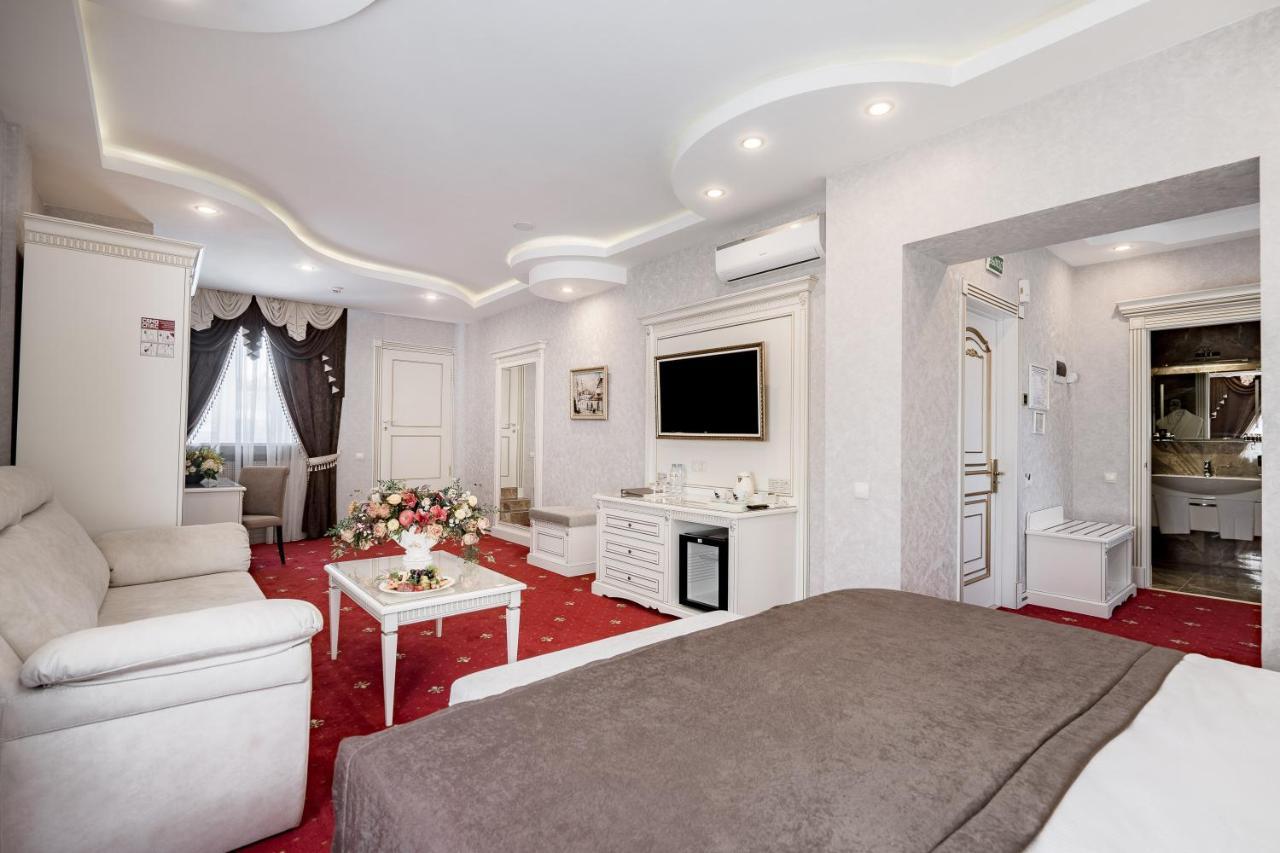 Imperial Palace Hotel 민스크 외부 사진